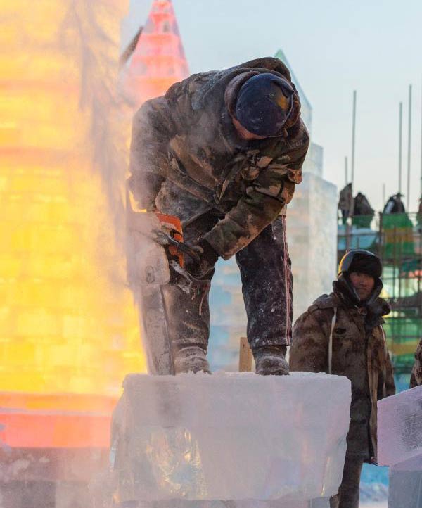 哈尔滨：冰雪大世界 “造梦”进行时