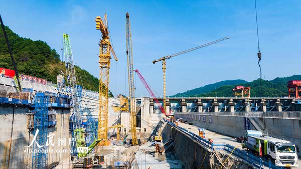 湖南怀化：沅水航道建设战犹酣