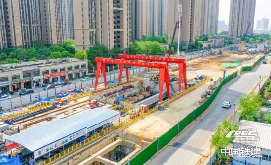 地铁铺轨项目群的集约提效之道