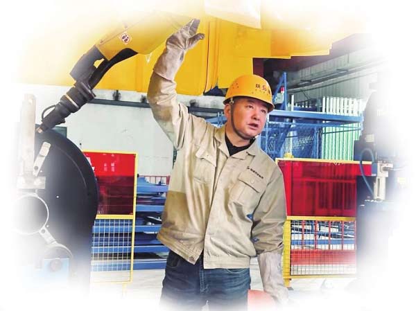 全国人大代表付浩:“把工友期盼熔铸进国家发