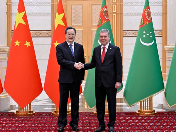 丁薛祥访问土库曼斯坦、