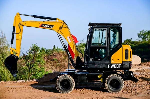 雷沃重工亮相2026废钢全国行·华南区域废钢市场