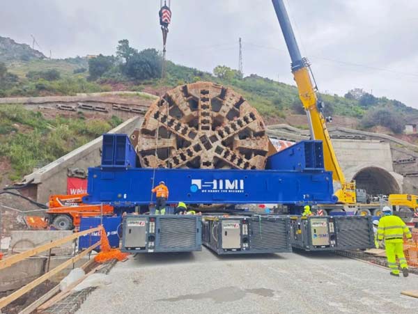全球首创，铁建重工盾构机在意大利完成整体托