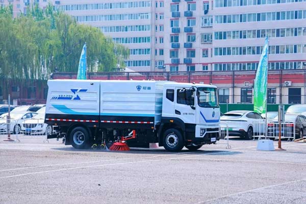 以长期主义赴行业之约，犀重汽车2026北京环卫展