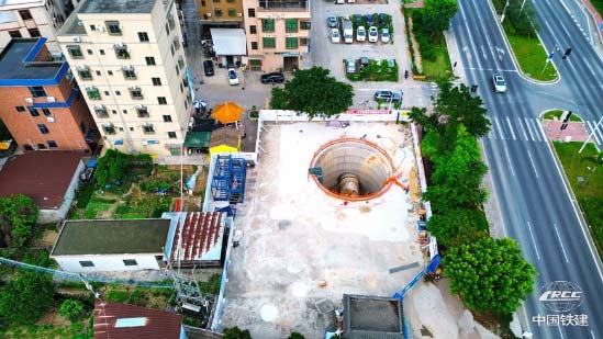 珠海最大直径市政工程顶管施工顺利贯通