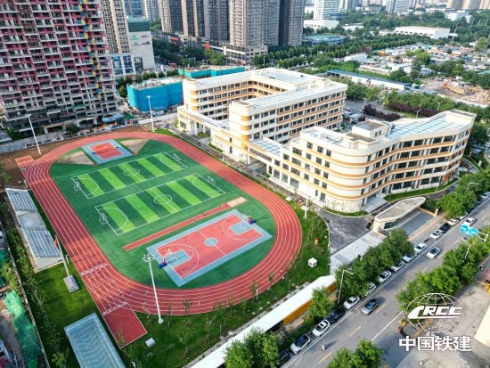 西安市雁塔区第三学校建设工程顺利移交