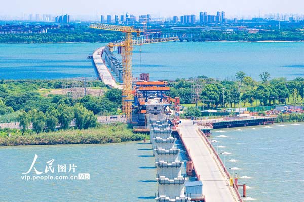江苏苏州：通苏嘉甬高铁苏虞特大桥项目建设稳