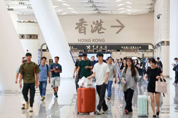 皇岗口岸重新开关 湾区联通再提速
