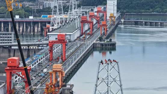 三峡水运新通道跨江线路启动迁改
